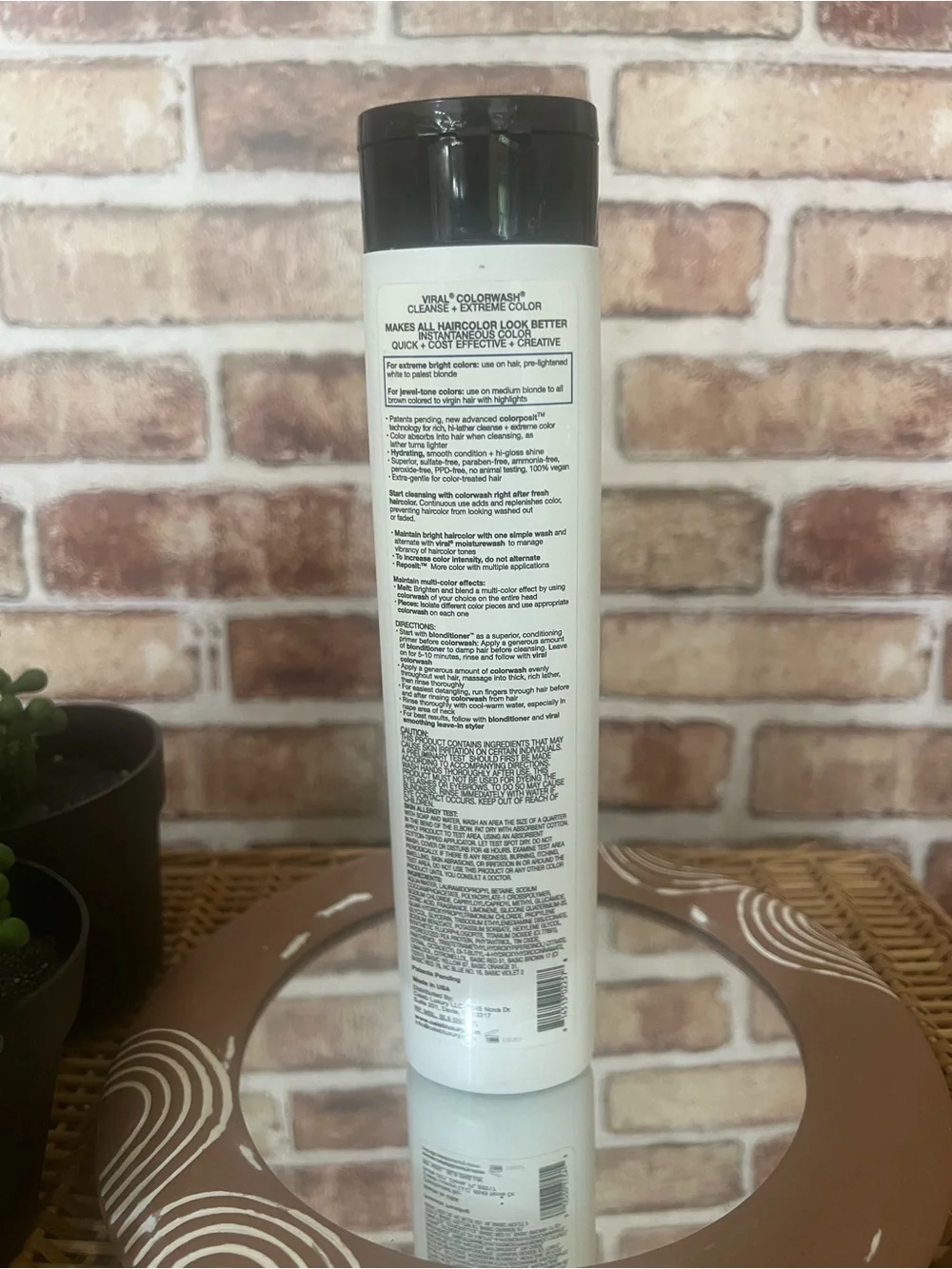 Viral Celeb Luxury Extreme         Denim Colorwash Shampoo- Blue